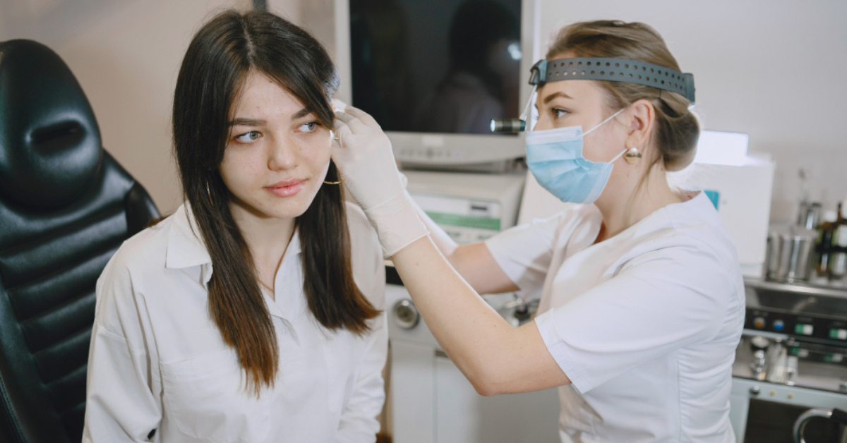 5 Best And Highly Recommended Earwax Removal Kits